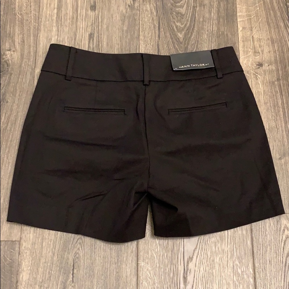 Ann Taylor black Devin Metro Short Sz 00P